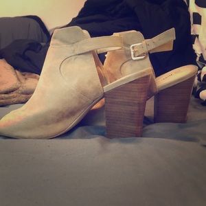 Strap on heels